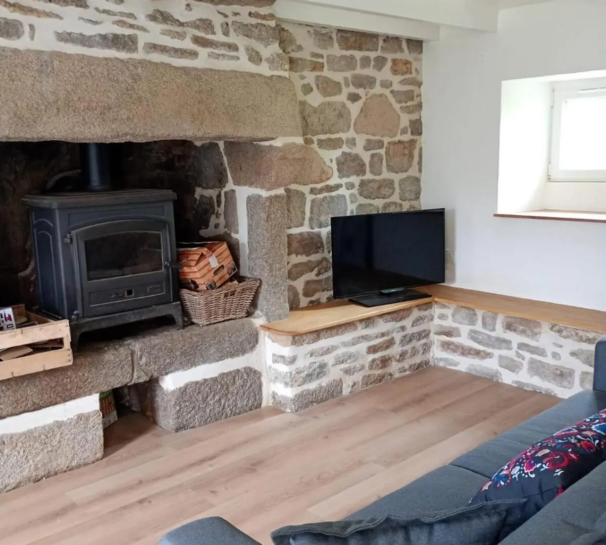 Maison De Vacances A 10 Minutes Des Plages De Porspoder Plourin